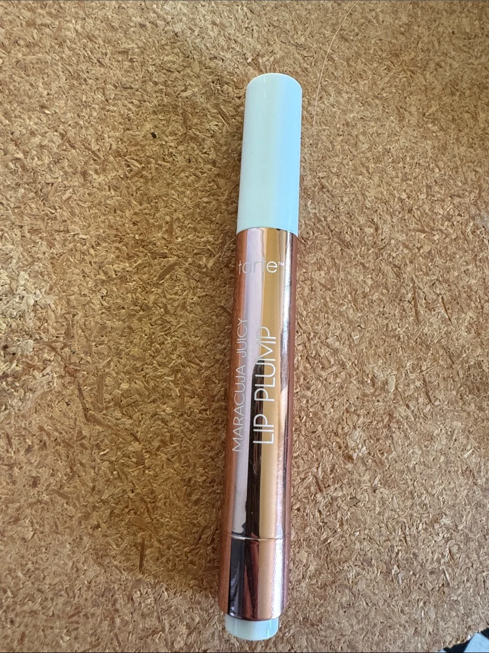 tarte Lip Plump Gloss in honeysuckle